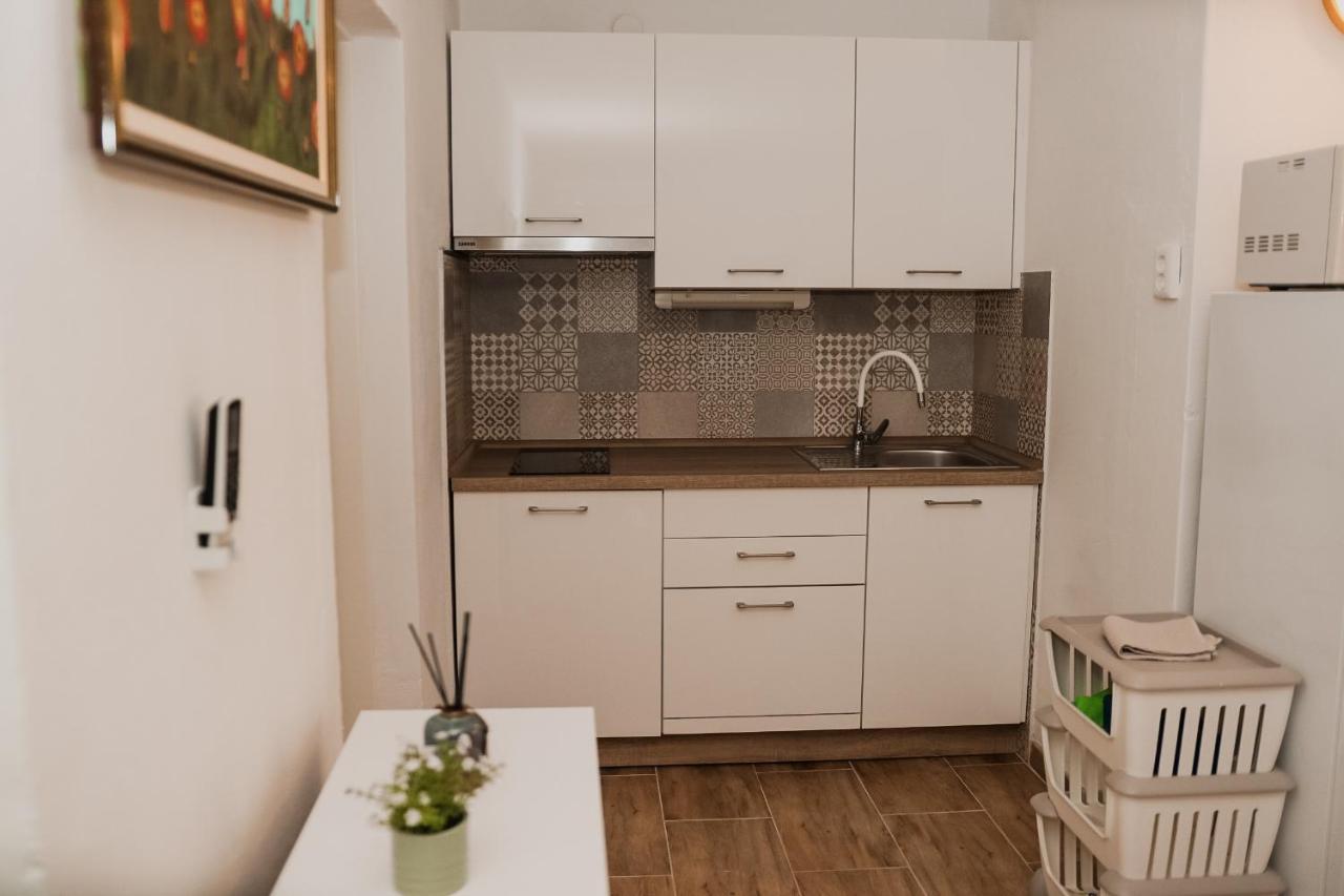 Apartments Prce Оребич Экстерьер фото