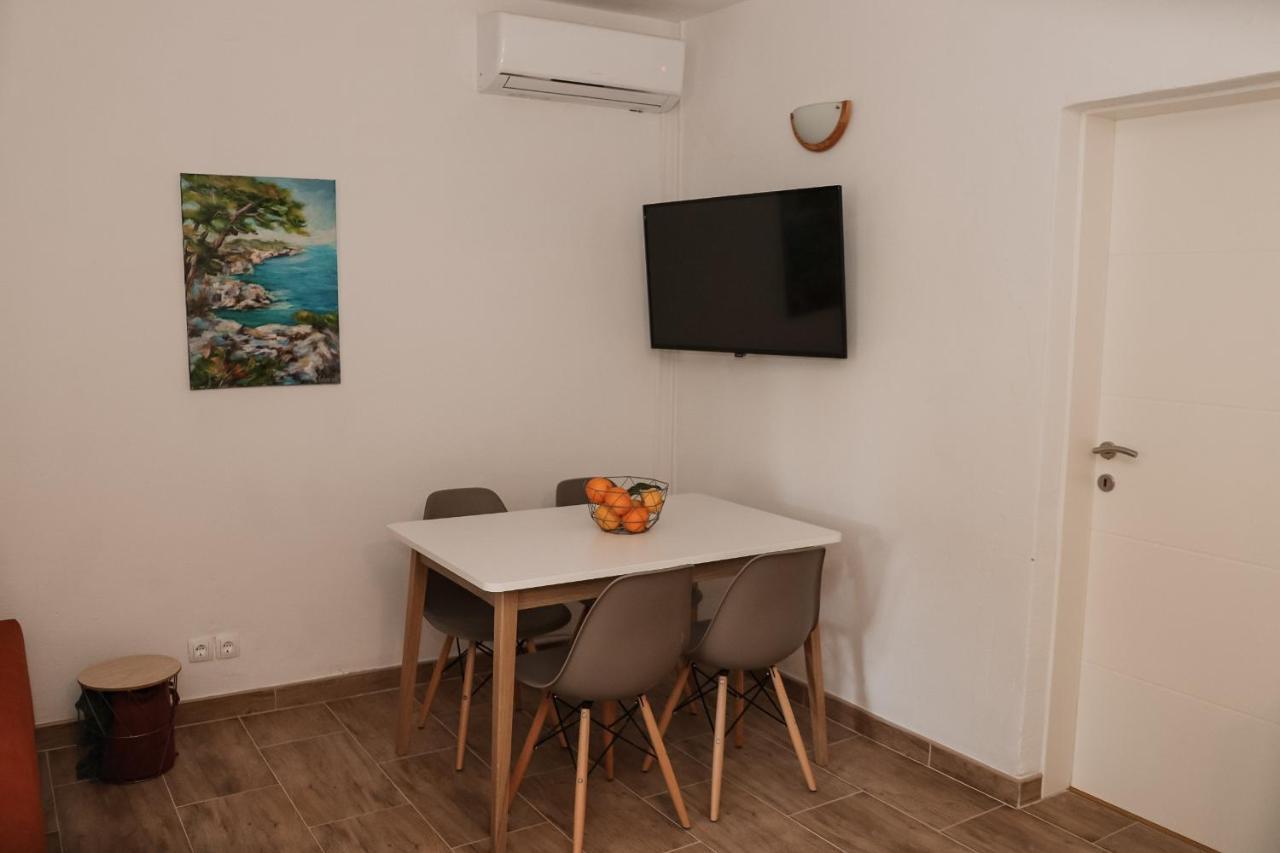 Apartments Prce Оребич Экстерьер фото