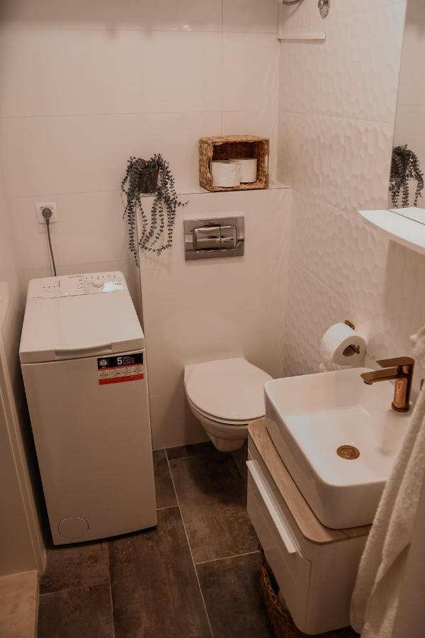 Apartments Prce Оребич Экстерьер фото