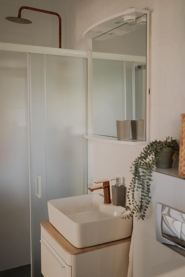 Apartments Prce Оребич Экстерьер фото