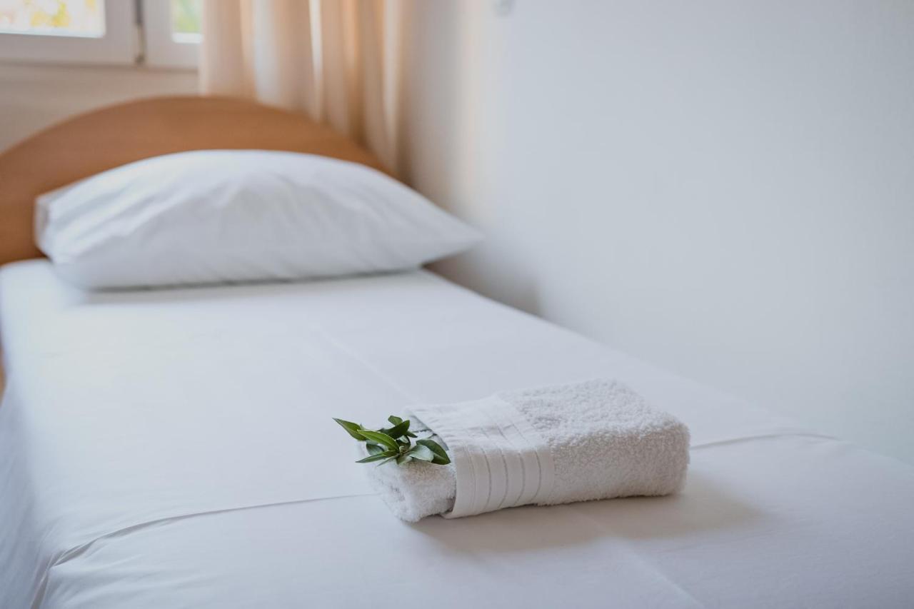 Apartments Prce Оребич Экстерьер фото